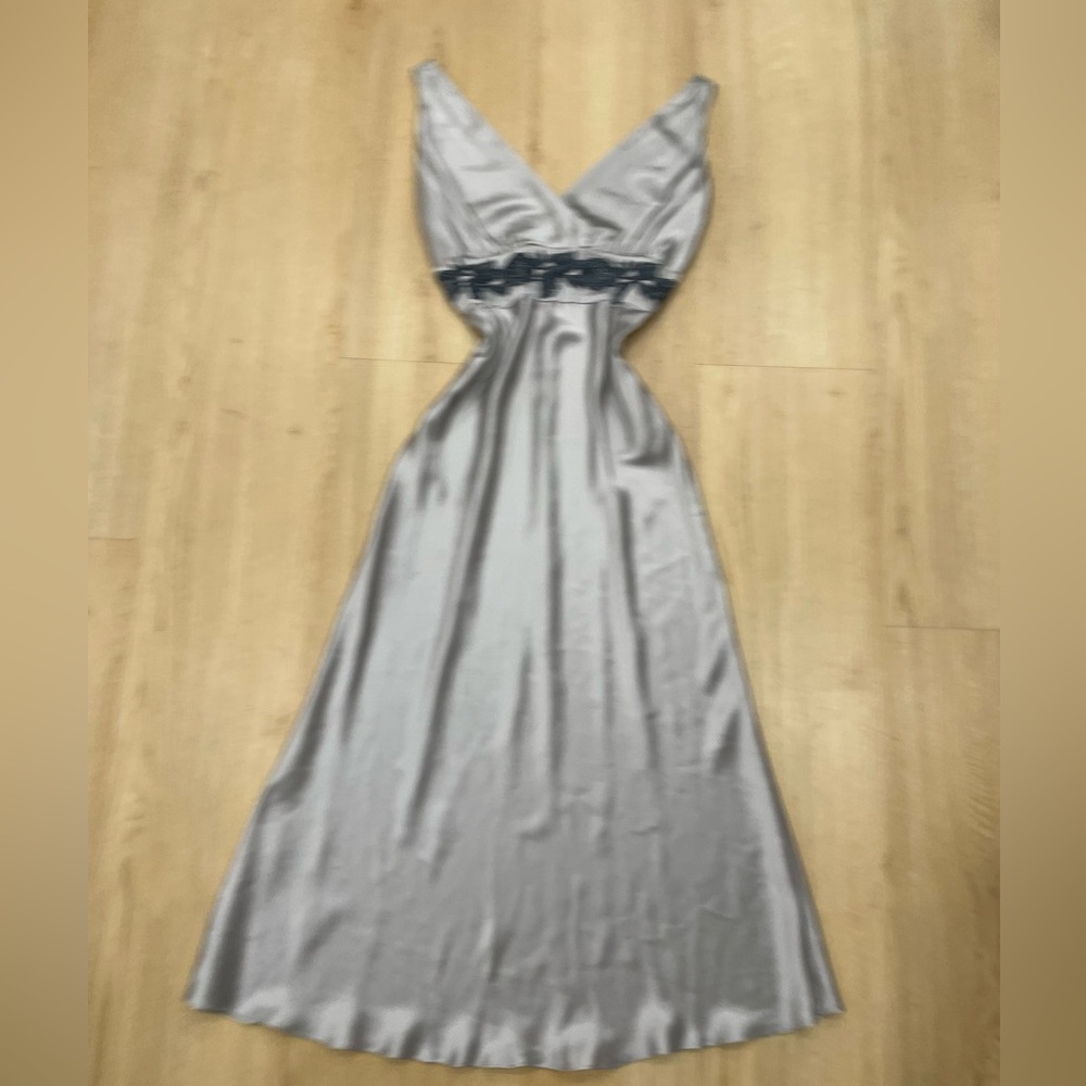 Vintage Newport News silver silk maxi dress with floral detail size 4